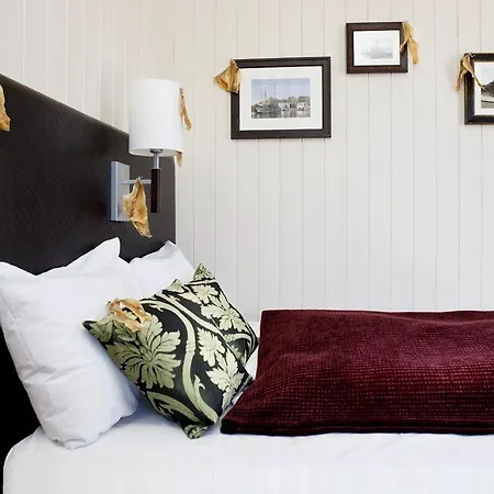 Sostrene Storaas Hotel 3*